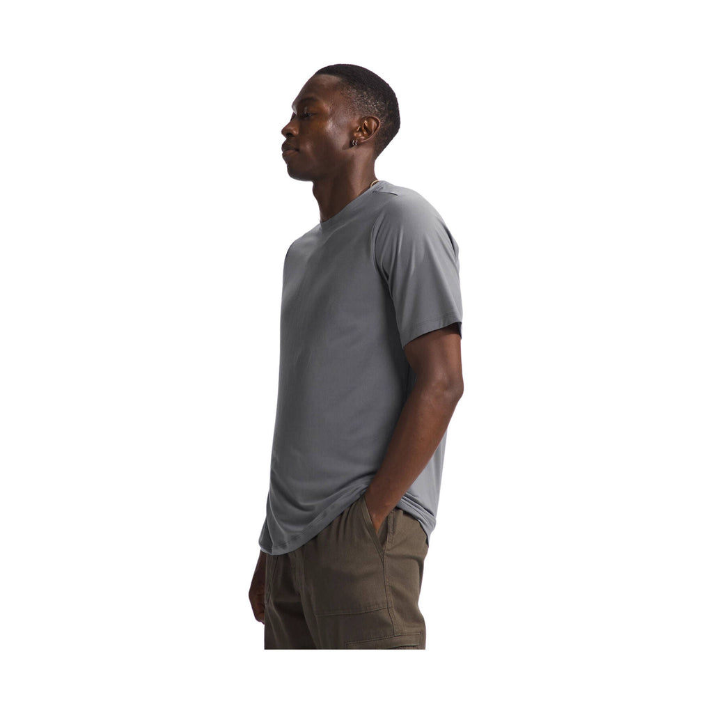 The North Face Men's Dune Sky Short Sleeve - Smoked Pearl - Lenny's Shoe & Apparel