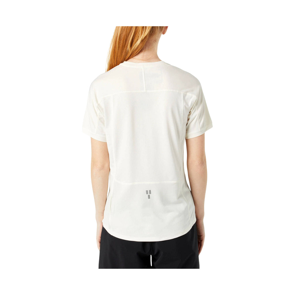 The North Face Women's Sunriser Short Sleeve - White Dune FINAL SALE - Lenny's Shoe & Apparel