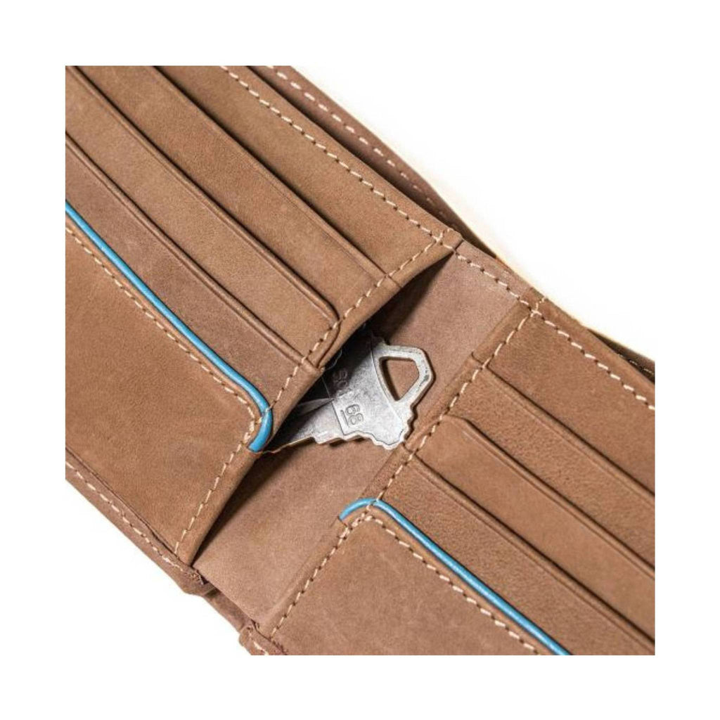 Carhartt Billfold With Wing Wallet - Brown - Lenny's Shoe & Apparel